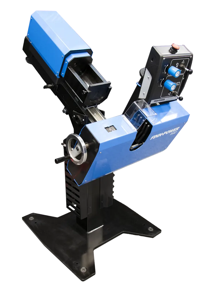 IM2 Máquina inserción Finn-power